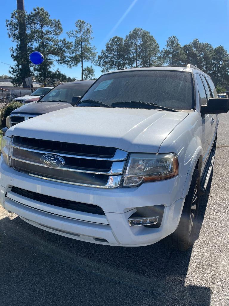 2017 Ford Expedition XLT's photo